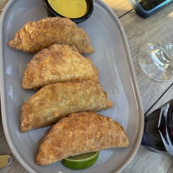 Limón - Empanada Sampler - Peruvian Near Me - Mountain View, California