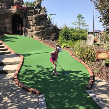 Pirates Cove Adventure Golf - Mini Golf Near Me - Osage Beach, Missouri