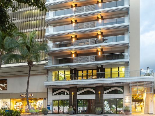 ESPACIO The Jewel of Waikiki by null