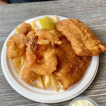 Fishermen's Catch - Skipper Plate - Seafood Markets Near Me - Oxnard, California