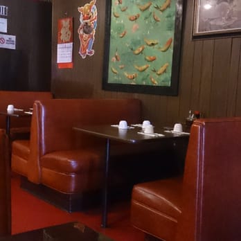 Ching Yen - Dining area - Szechuan Near Me - Bakersfield, California