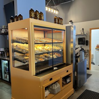 Yellow King Brews - Baked goods including Donut Crazy doughnuts. - Coffee & Tea Near Me - Wallingford, Connecticut Yellow King Brews - Baked goods including Donut Crazy doughnuts. - Coffee & Tea Near Me - Wallingford, Connecticut