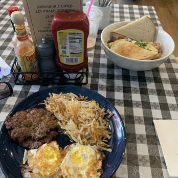 Lazy Daisy Diner & Cafe - Corn beef sandwich and Trusty Plate - Diners Near Me - Urbana, Illinois Lazy Daisy Diner & Cafe - Corn beef sandwich and Trusty Plate - Diners Near Me - Urbana, Illinois