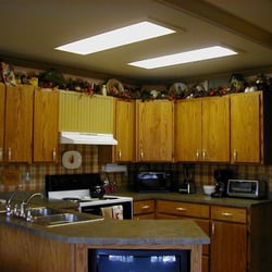Sycamore Springs Guest House - Storybook kitchen- lots of counter space and full sized appliances.