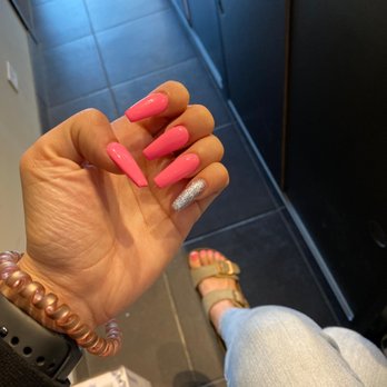 Mermaid Spa - Nail Salons Near Me - Chicago, Illinois