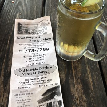 Skinny's Place - Land shark in a frosty mug and toes in the sand - Burgers Near Me - Holmes Beach, Florida Skinny's Place - Land shark in a frosty mug and toes in the sand - Burgers Near Me - Holmes Beach, Florida