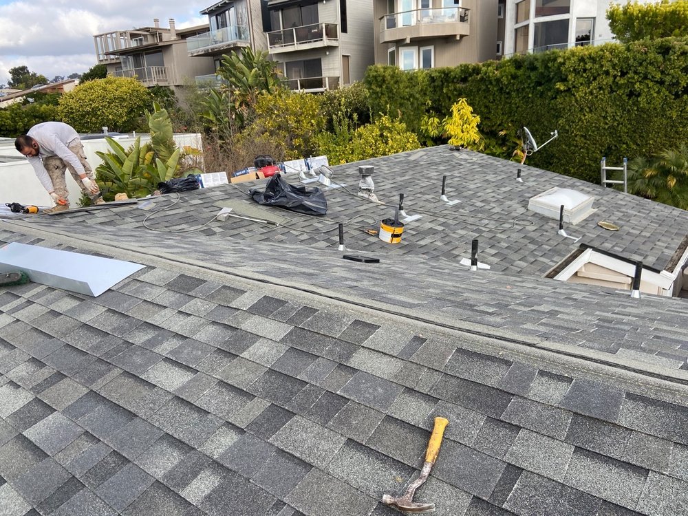 Slide of Green Leaf Roofers