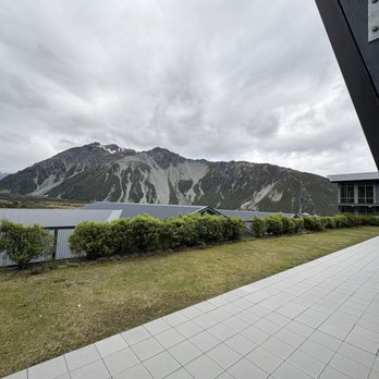 The Hermitage Hotel - Outside standard king bed room - Hotels Near Me - Aoraki Mount Cook, CAN