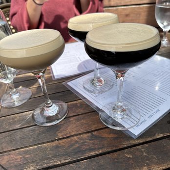 Balboa Cafe - Bars Near Me - San Francisco, California
