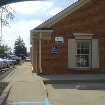Avia Spa - I'm outside suite 1~5 the place looks really grimy, busy but if you went in there you might have happy ending that day - Massage Near Me - Indianapolis, Indiana