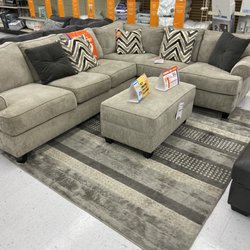 Big Lots - Broyhill sectional