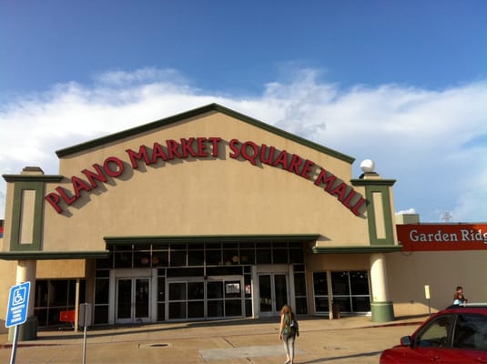 Plano Market Square Mall