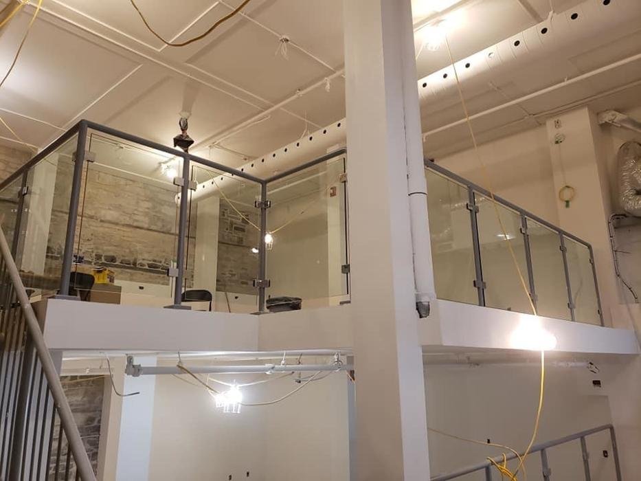 KINGSTON PLATE & WINDOW GLASS Updated July 2024 1407 John Counter