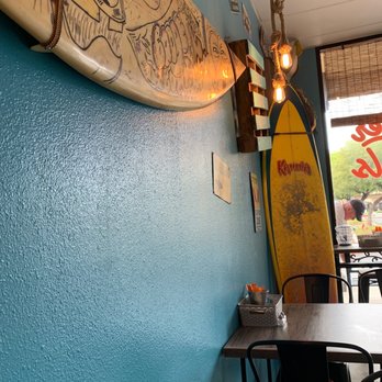 Badger Bowls - Fun decor! - Juice Bars & Smoothies Near Me - Redlands, California