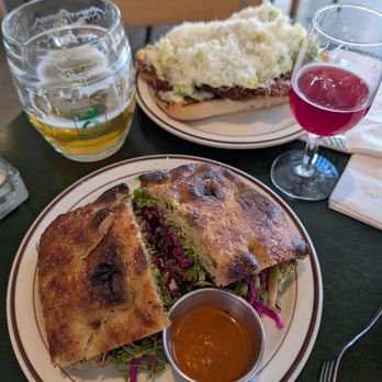 Homage Brewing - Wine Bars Near Me - Los Angeles, California