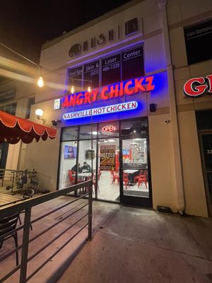 Angry Chickz - Hollywood by null