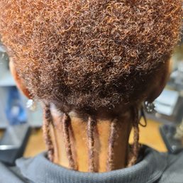 Starting my Loc extensions without a crochet needle