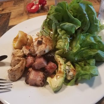 Engine Room - Cobn salad with chicken. Not what i expected but it was very tastey. Ambience is cool and industrial. - Southern Near Me - Mystic, Connecticut