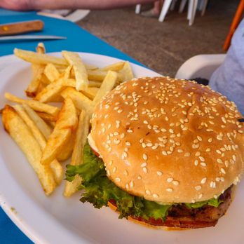 Rossy's Restaurant - Burger and fries - Salad Near Me - Playa La Ropa, GRO Rossy's Restaurant - Burger and fries - Salad Near Me - Playa La Ropa, GRO