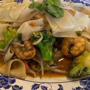 Phoenix Noodle House - Look at this tasty chow fun yum yum - Vietnamese Near Me - Modesto, California