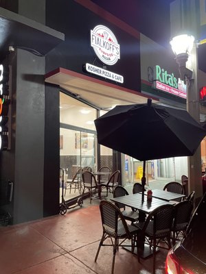 Fialkoff's Kosher Pizza by null