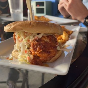 Chef Shaqs Kitchen - Nashville Hot Chicken Sandwich - American Near Me - Louisville, Kentucky