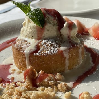Parkers' Lighthouse - Warm Butter Cake - Seafood Near Me - Long Beach, California