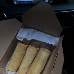Veggie Egg Rolls (6) Veggie Egg Rolls (6)