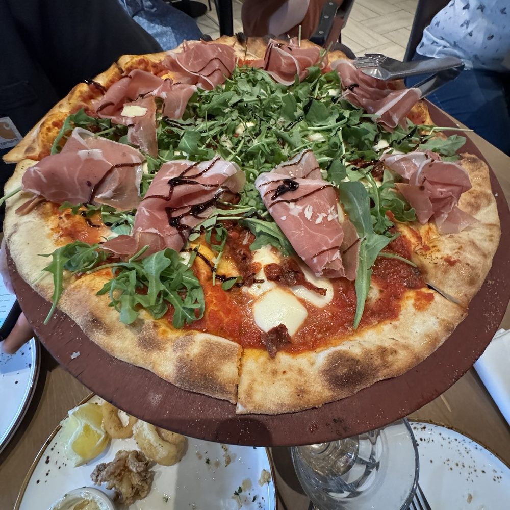 Enoteca Monza - Pizza Near Me - Montreal, Quebec