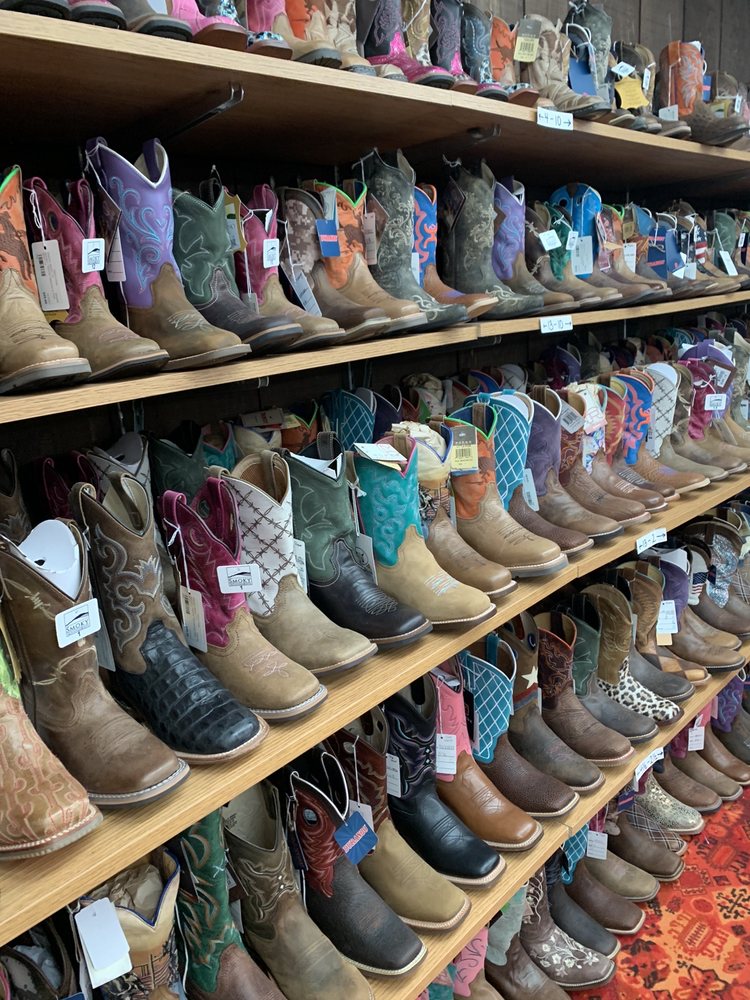 HITCH’N POST WESTERN WEAR Updated October 2024 2601 6th Ave SE