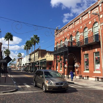 Centro Ybor - 7 Ave looking west - Restaurants Near Me - Tampa, Florida