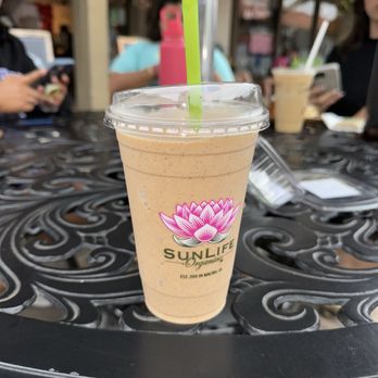 Sunlife Organics - Juice Bars & Smoothies Near Me - Malibu, California Sunlife Organics - Juice Bars & Smoothies Near Me - Malibu, California