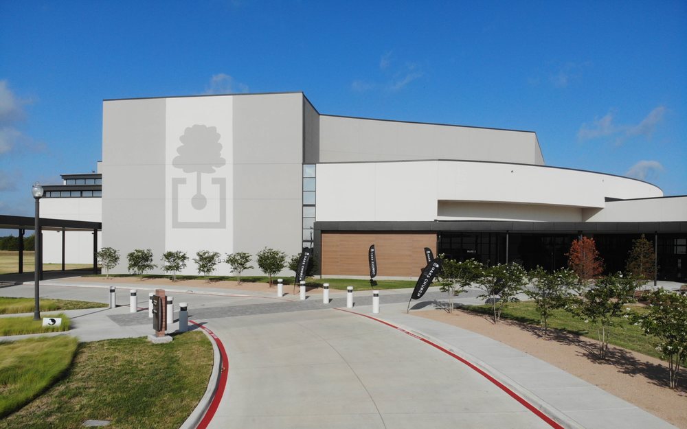 OAKS CHURCH Updated August 2024 777 S Interstate 35, Red Oak, Texas