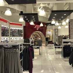 Shoe Palace