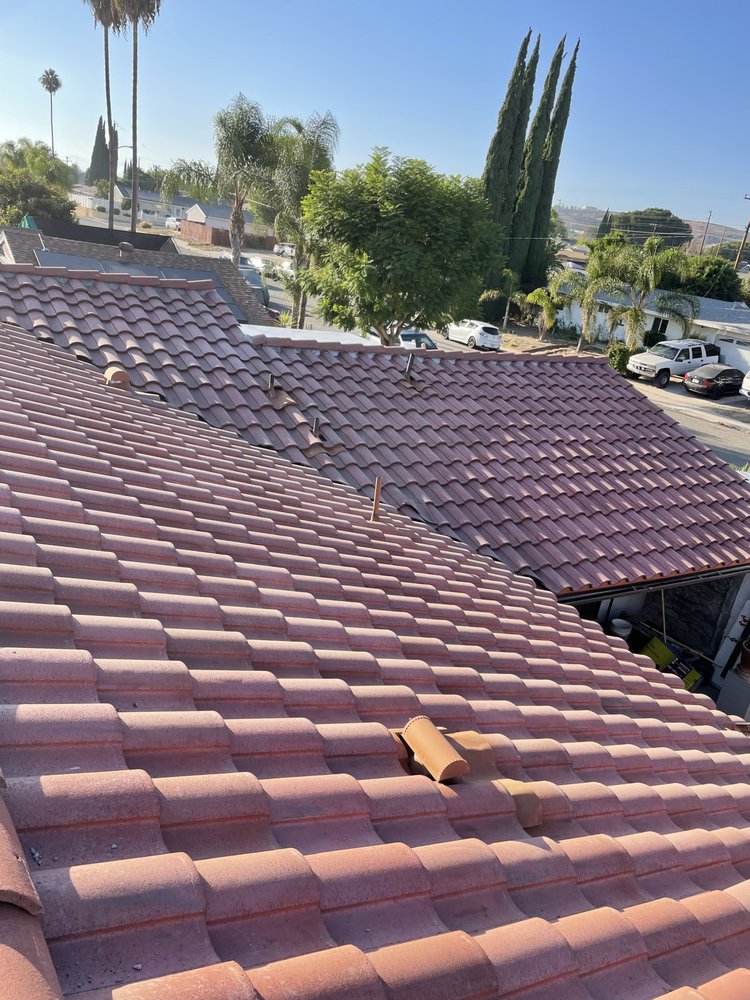 Slide of Galarzas Roofing