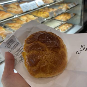 Saint Anna Bakery & Cafe - Mini pineapple bun - Bakeries Near Me - Chicago, Illinois Saint Anna Bakery & Cafe - Mini pineapple bun - Bakeries Near Me - Chicago, Illinois