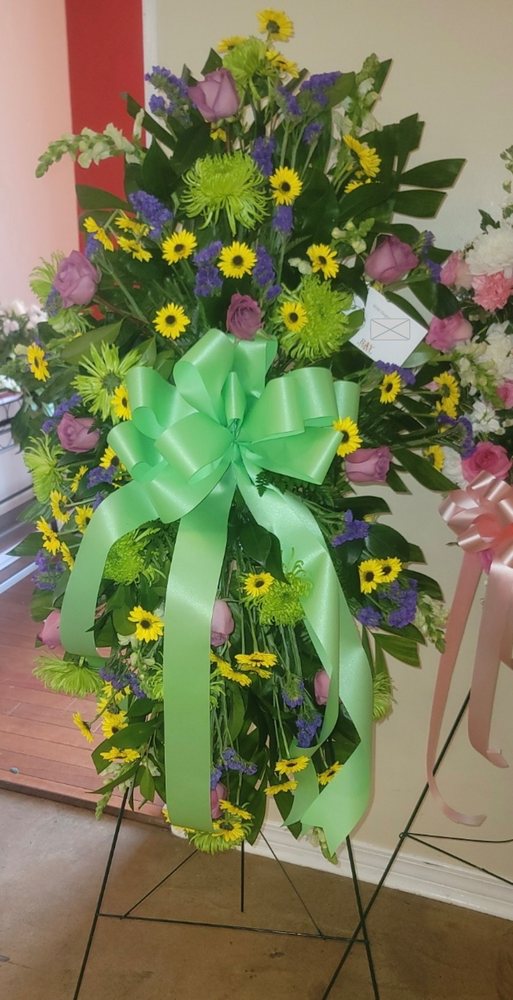 BAY FLOWERS Updated July 2024 70 Photos & 25 Reviews 452A