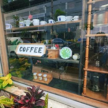 Aloha Bakehouse & Cafe - Outside - Coffee & Tea Near Me - Honolulu, Hawaii Aloha Bakehouse & Cafe - Outside - Coffee & Tea Near Me - Honolulu, Hawaii