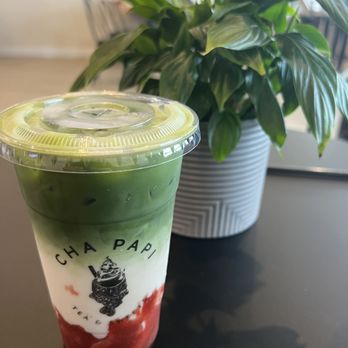 Cha Papi - It was so beautiful! We didn't want to drink it. Strawberry matcha latte - Donuts Near Me - West Hartford, Connecticut