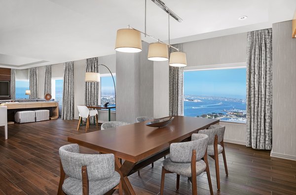 Hilton San Diego Bayfront by null