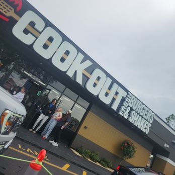 Cookout - American Near Me - Tampa, Florida