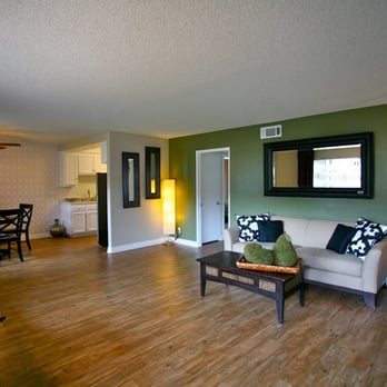 Tustin View Apartments - Tustin View Apartment Homes in the City of Santa Ana offers spacious One and Two bedroom floor plans. - Apartments Near Me - Santa Ana, California Tustin View Apartments - Tustin View Apartment Homes in the City of Santa Ana offers spacious One and Two bedroom floor plans. - Apartments Near Me - Santa Ana, California