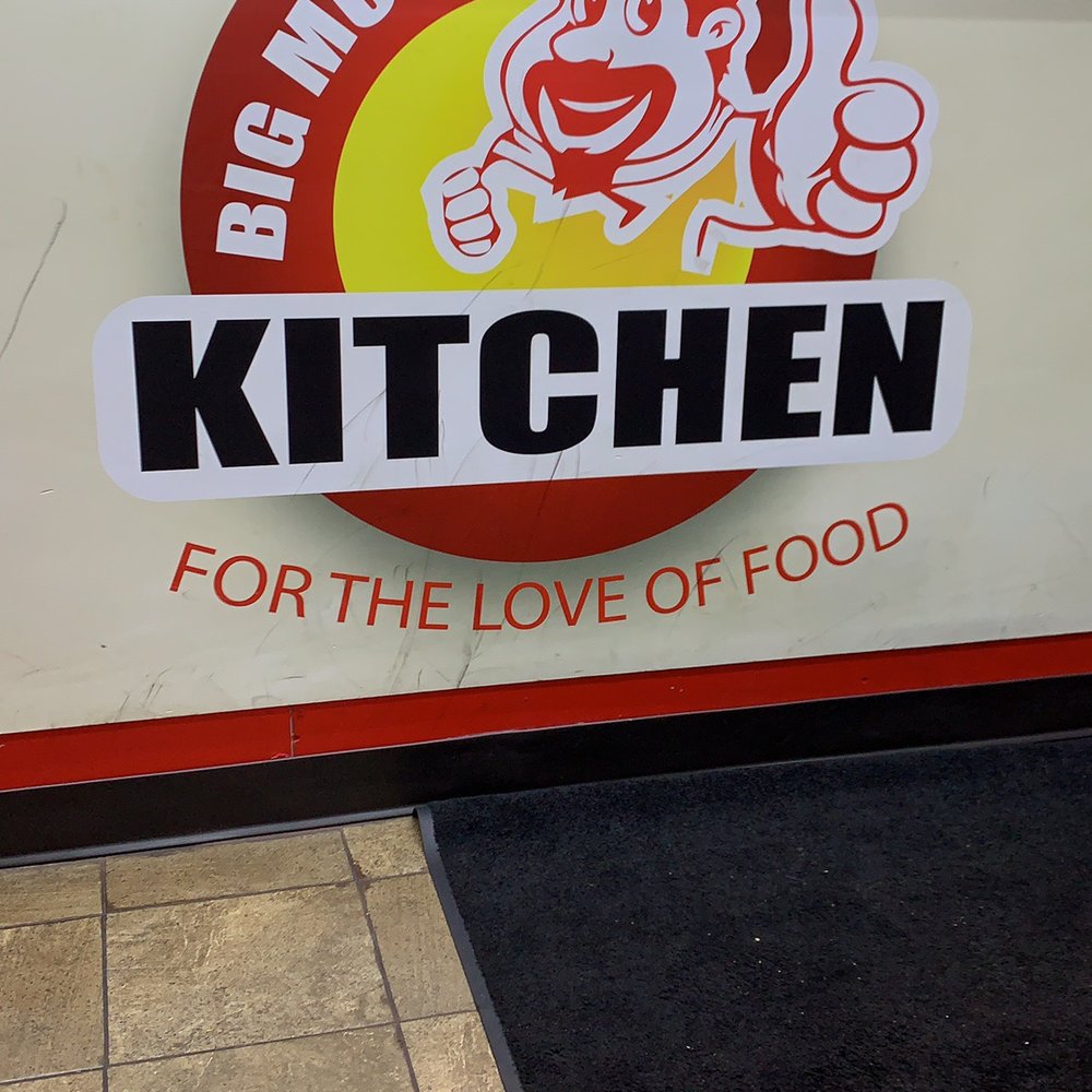 Big Moe's Kitchen - New American Near Me - Garden City, Michigan
