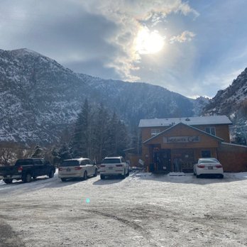 Taggart’s Grill - Beautiful setting - Burgers Near Me - Morgan, Utah