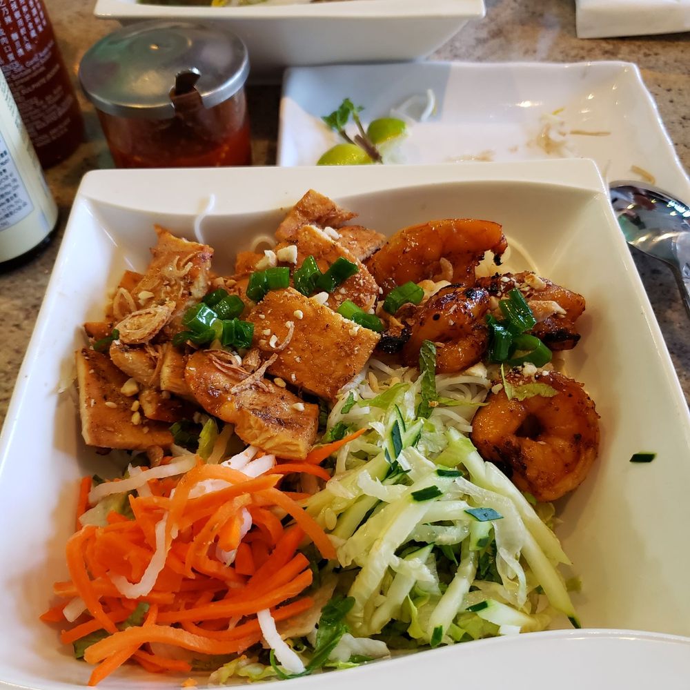 Saigon Cafe Millburn - Grilled chicken and shrimp with vermicelli - Vietnamese Near Me - Millburn, New Jersey Saigon Cafe Millburn - Grilled chicken and shrimp with vermicelli - Vietnamese Near Me - Millburn, New Jersey