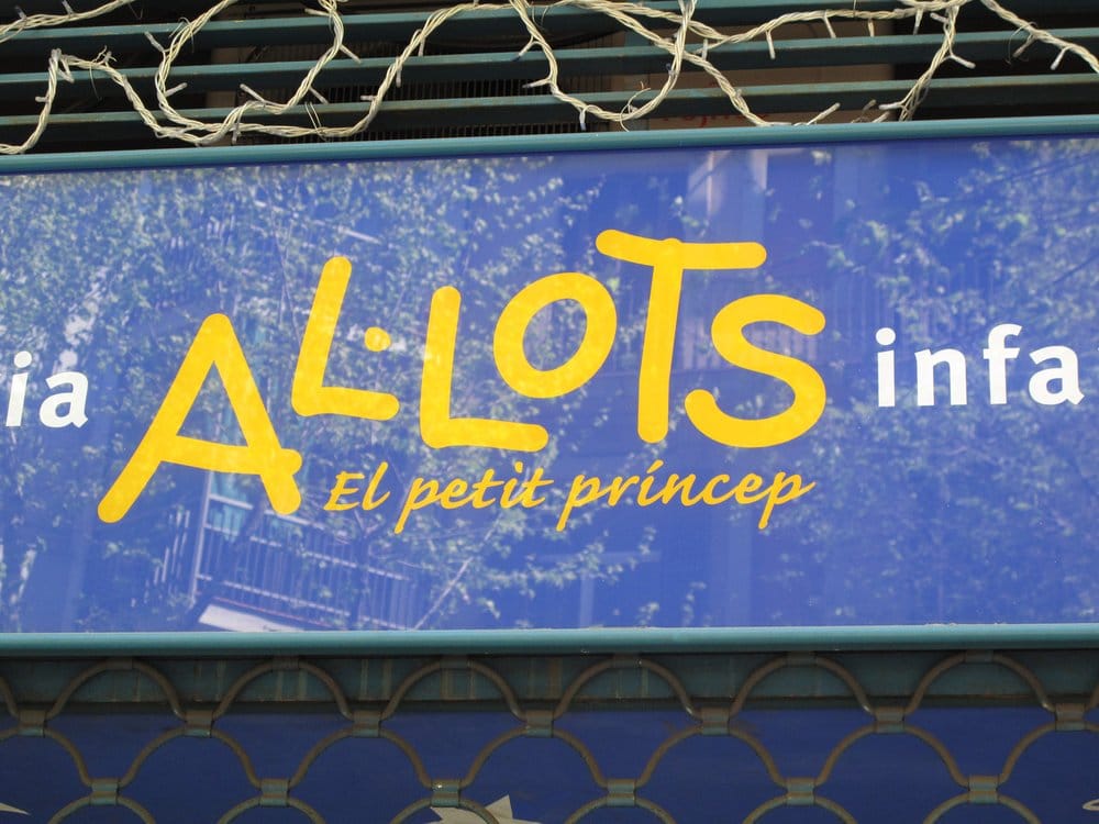 Allots