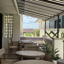 The M On Mulberry - Courtyard