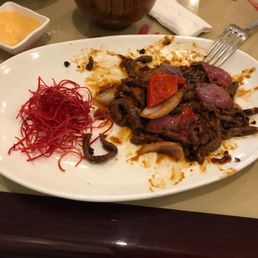 After I devour it,  this is my left over beef with mushroom in hunan black bean sauce.