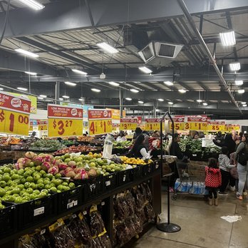 Joe V's Smart Shop - a variety of fruits and vegetables - Grocery Near Me - Houston, Texas Joe V's Smart Shop - a variety of fruits and vegetables - Grocery Near Me - Houston, Texas