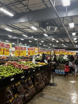 Joe V's Smart Shop by null